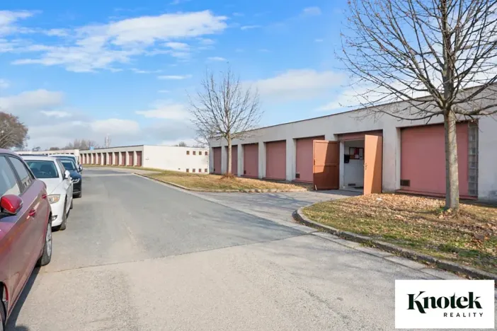 Prodej garáže, Brno, Vlčnovská, 17 m2
