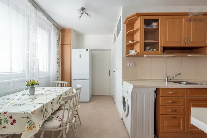 Prodej bytu 3+1, Brno, Mikulčická, 74 m2