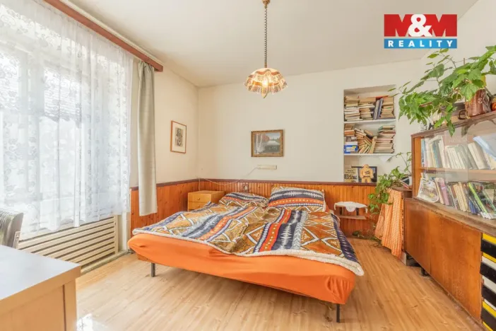 Prodej rodinného domu, Knovíz, 162 m2