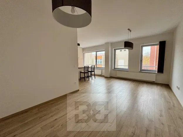 Pronájem bytu 1+kk, Zlín, Lorencova, 44 m2