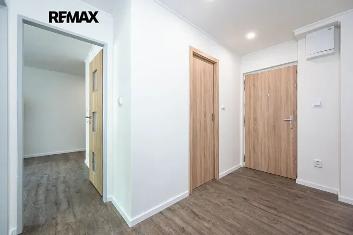 Pronájem bytu 2+kk, Odolena Voda, V Malém háji, 48 m2