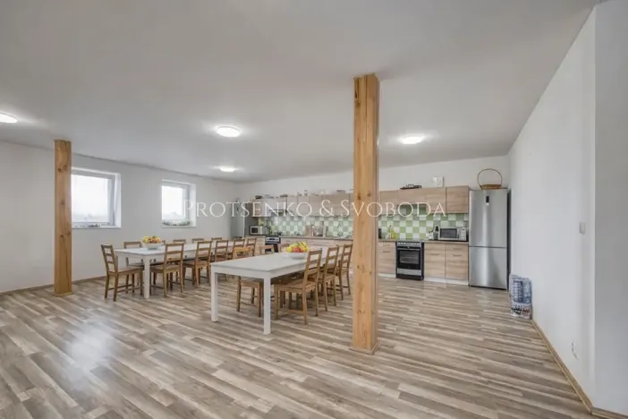 Prodej rodinného domu, Sedlečko u Soběslavě, 926 m2