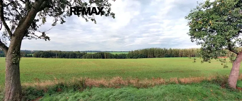 Prodej pole, Úmonín, 22505 m2
