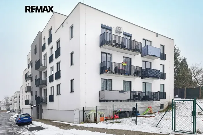 Pronájem bytu 1+kk, Plzeň, V Zahrádkách, 39 m2