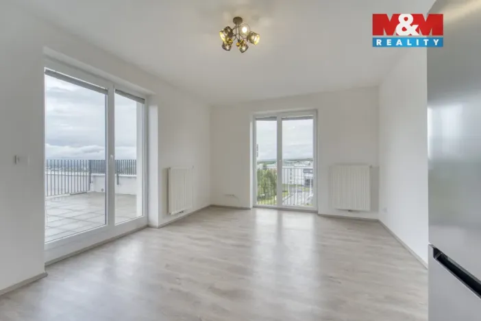 Pronájem bytu 3+kk, Plzeň - Doubravka, V Zahrádkách, 57 m2