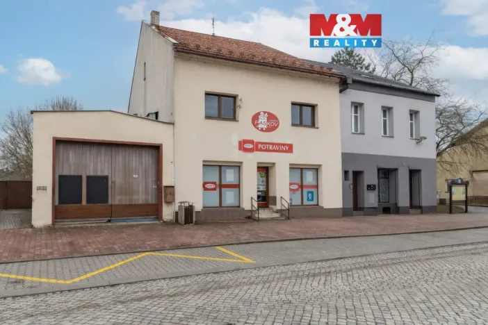 Prodej rodinného domu, Paskov, Náměstí, 250 m2