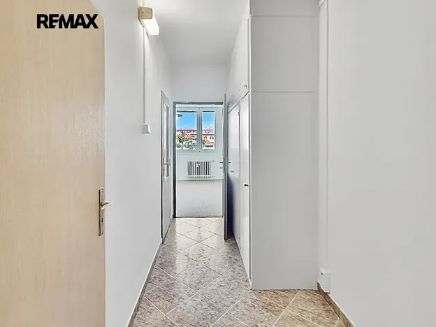 Prodej bytu 3+1, Praha - Malešice, Počernická, 72 m2