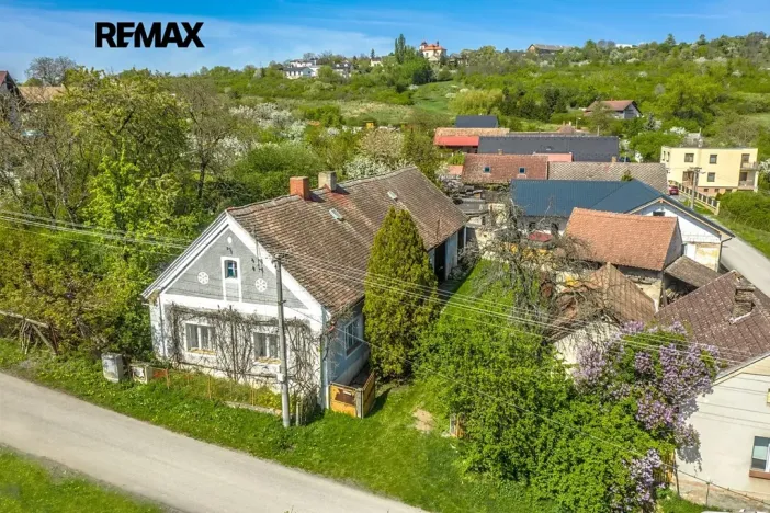 Prodej rodinného domu, Dobrovice, 180 m2