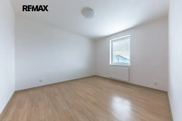 Pronájem bytu 4+1, Líbeznice, Nedvědova, 118 m2