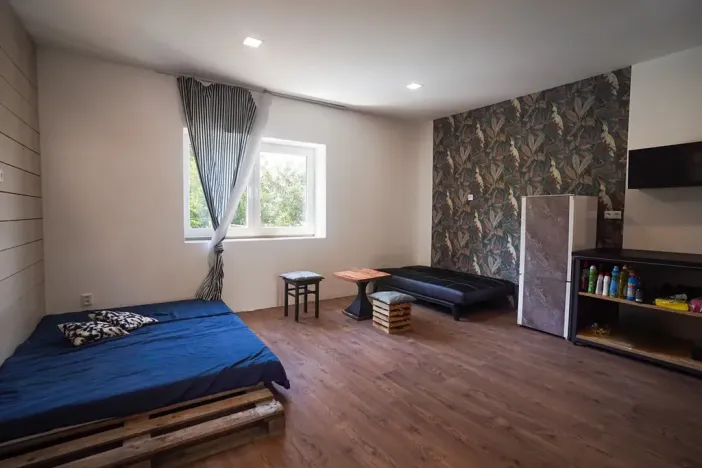 Prodej zemědělského objektu, Bžany, 1600 m2