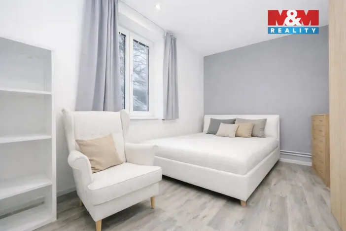 Prodej bytu 2+1, Hanušovice, Školní, 60 m2