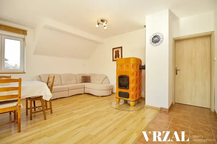 Prodej vícegeneračního domu, Tursko, Ke Statkům, 189 m2