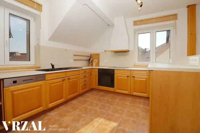 Prodej vícegeneračního domu, Tursko, Ke Statkům, 189 m2