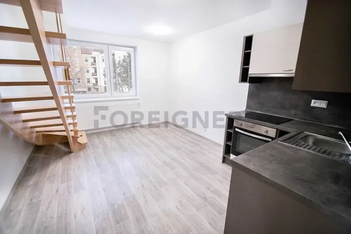Pronájem bytu 3+kk, Brno, Poděbradova, 57 m2