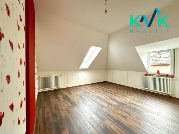 Prodej rodinného domu, Nová Role, 270 m2