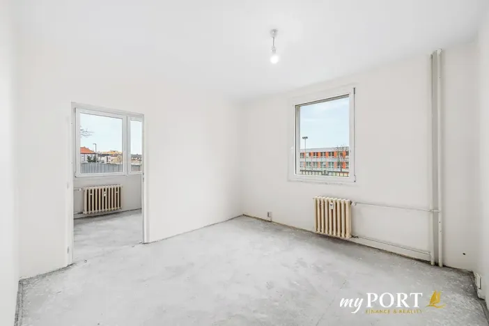 Prodej bytu 3+1, Plzeň, Zábělská, 67 m2