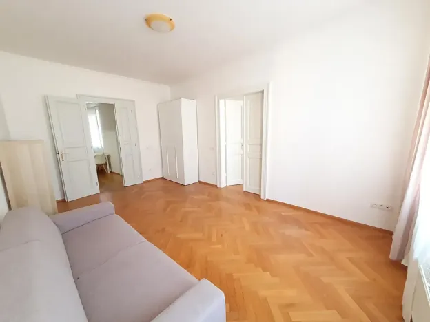 Pronájem bytu 2+1, Praha - Nové Město, Vyšehradská, 61 m2