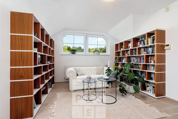 Prodej rodinného domu, Průhonice, Pod Valem II., 243 m2