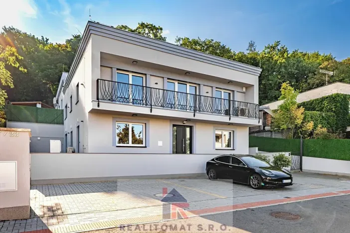 Prodej kanceláře, Praha - Komořany, Pod lesem, 440 m2