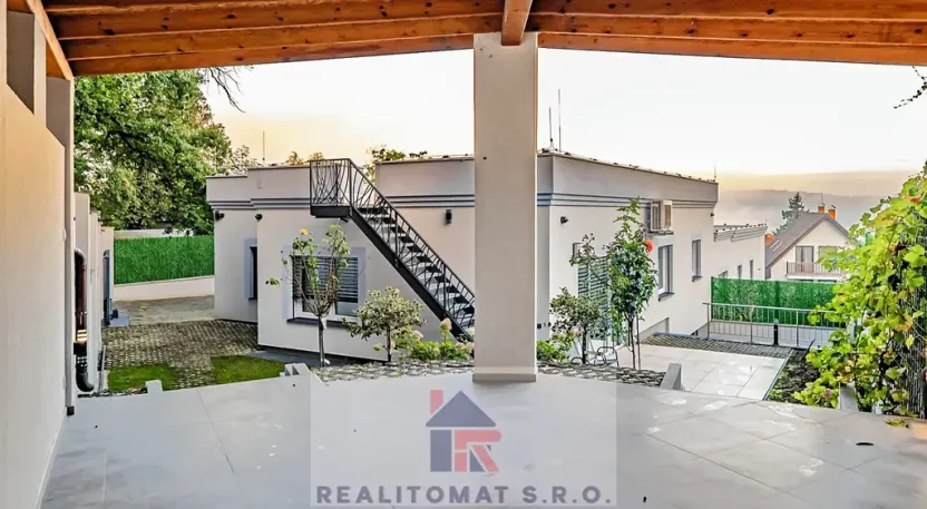 Prodej kanceláře, Praha - Komořany, Pod lesem, 440 m2