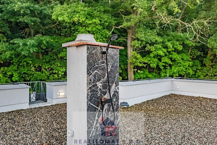 Prodej kanceláře, Praha - Komořany, Pod lesem, 440 m2