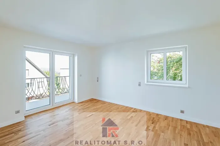 Prodej kanceláře, Praha - Komořany, Pod lesem, 440 m2