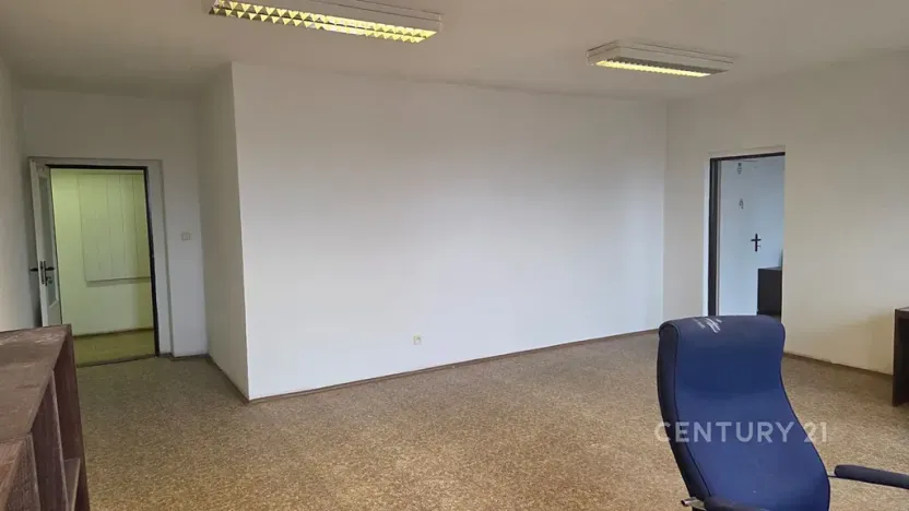 Pronájem kanceláře, Most, 86 m2