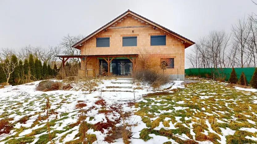 Prodej rodinného domu, Ivaň, 319 m2