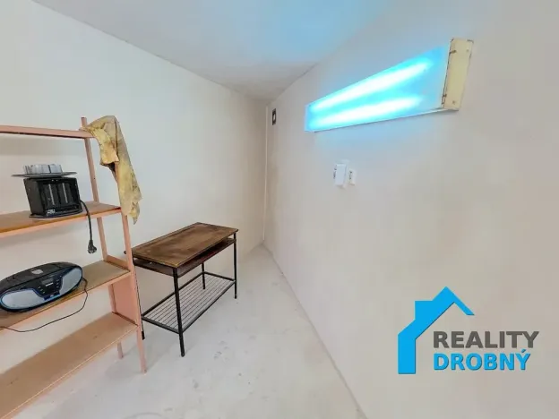 Prodej garáže, Děčín, Hřbitovní, 25 m2