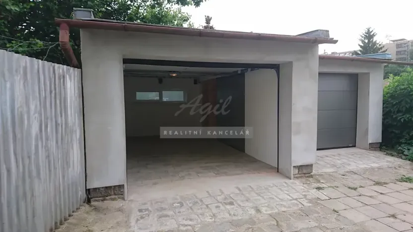Pronájem garáže, Brno, 17 m2
