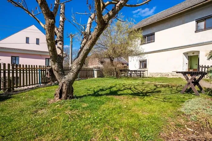 Prodej rodinného domu, Bezděz, 240 m2