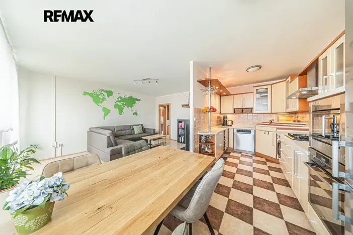 Prodej bytu 4+1, Kladno, Mládežnická, 93 m2