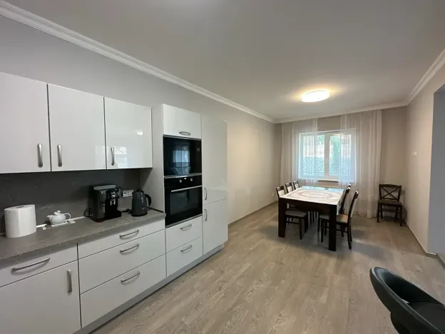 Prodej bytu 4+kk, Karlovy Vary, Spálená, 120 m2