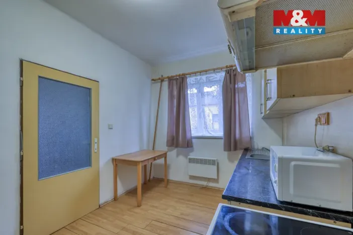 Prodej činžovního domu, Bečov nad Teplou, Nádražní, 219 m2