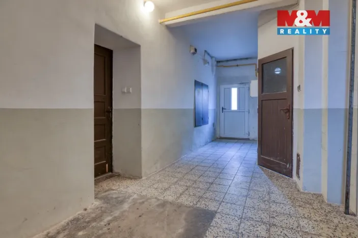 Prodej činžovního domu, Bečov nad Teplou, Nádražní, 219 m2