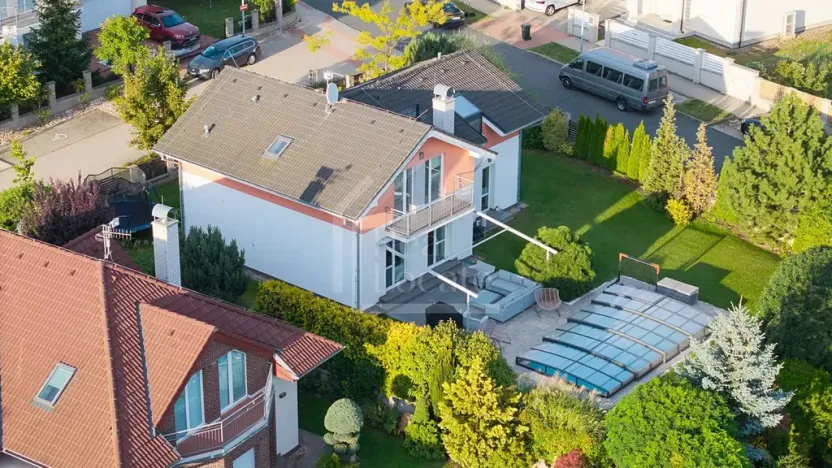 Pronájem vily, Zdiby, Centrální, 187 m2