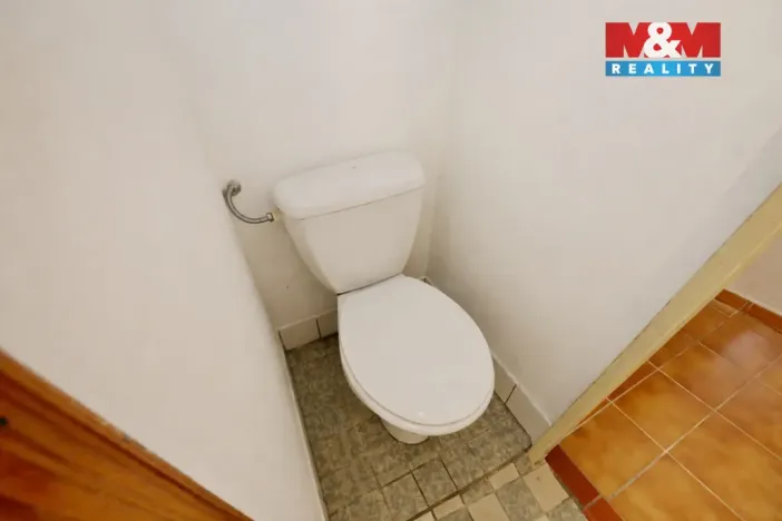 Prodej chaty, Černovice, Lhotkova, 33 m2