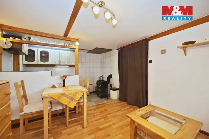 Prodej chaty, Černovice, Lhotkova, 33 m2