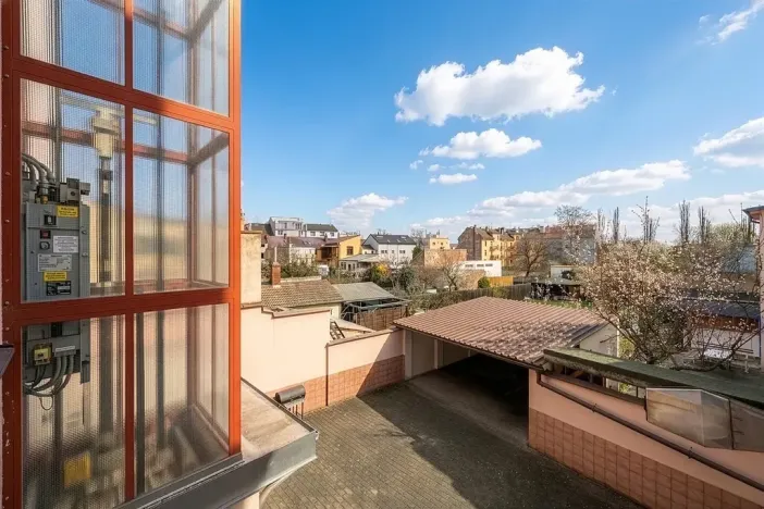 Pronájem bytu 1+kk, Brno, Tomáškova, 45 m2