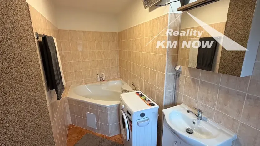 Pronájem bytu 2+1, Kroměříž, Dolnozahradská, 68 m2