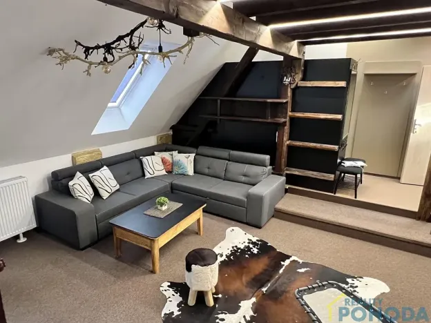 Pronájem bytu 2+kk, Holice, Hradecká, 54 m2