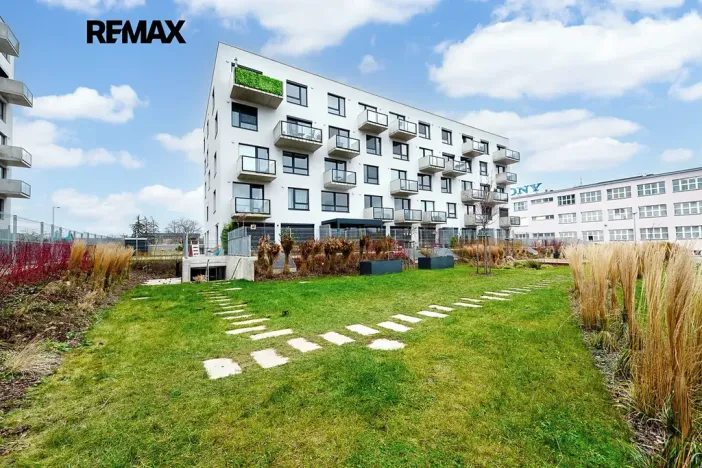 Pronájem bytu 3+kk, Praha - Hloubětín, U Elektry, 80 m2