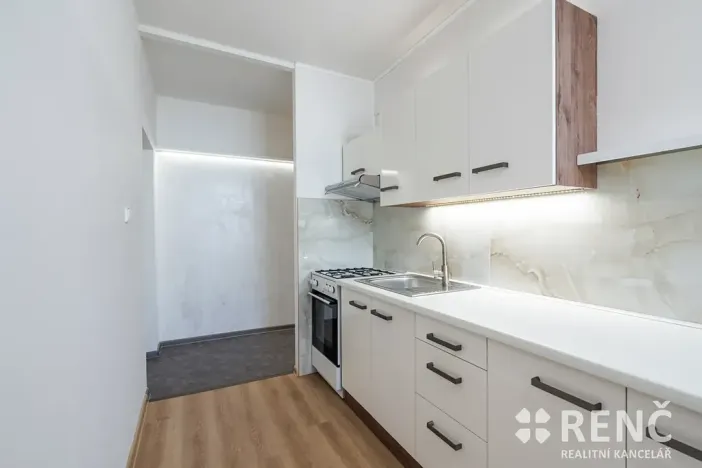 Pronájem bytu 2+1, Brno, Absolonova, 62 m2