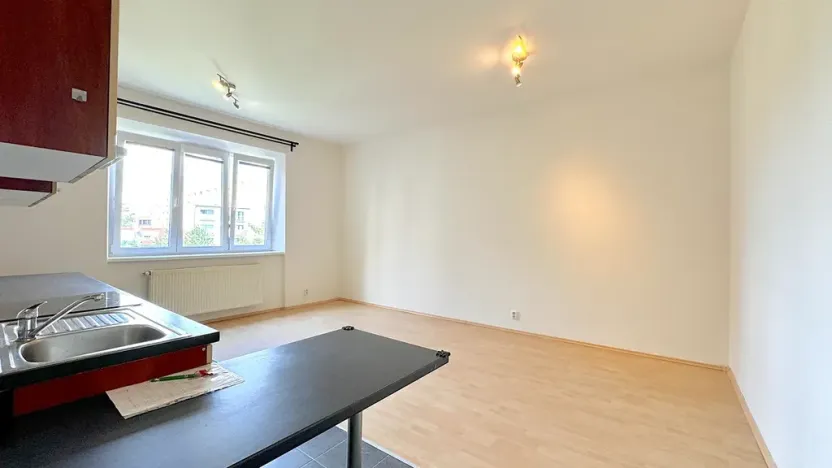 Pronájem bytu 2+kk, Brno, Havlišova, 55 m2