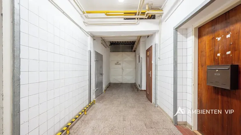 Prodej obchodního prostoru, Újezd u Brna, Nádražní, 901 m2