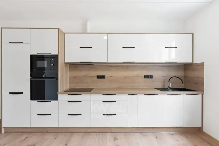 Prodej bytu 2+1, Cheb, Na Hradčanech, 82 m2