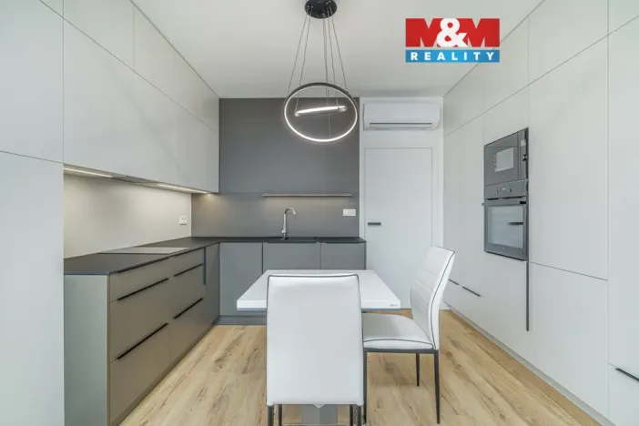 Prodej bytu 1+kk, Olomouc, Wolkerova, 33 m2