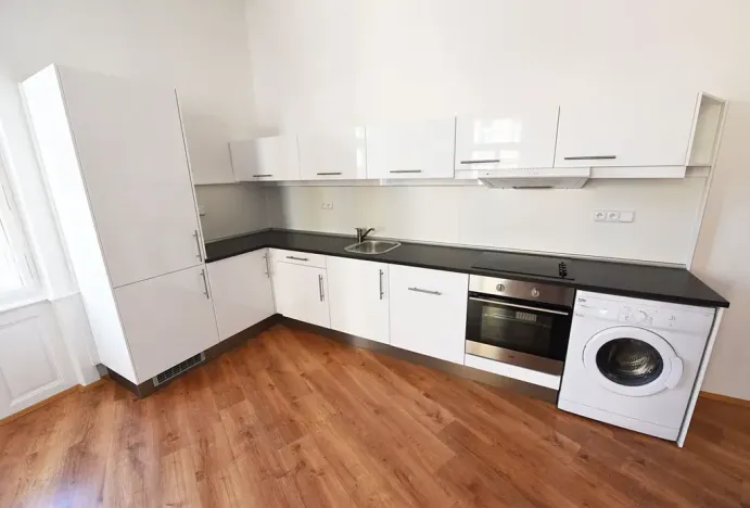 Pronájem bytu 2+kk, Praha - Vinohrady, Na Kozačce, 50 m2