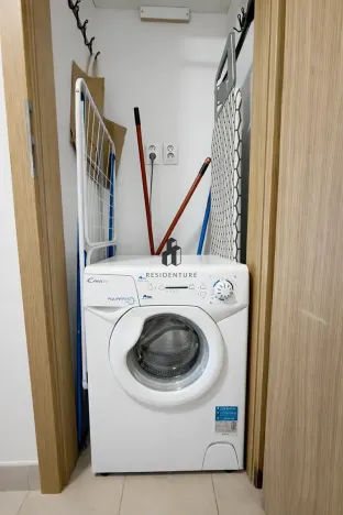 Pronájem bytu 2+kk, Praha - Holešovice, Komunardů, 57 m2