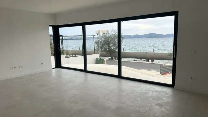 Prodej vily, Zadar, Chorvatsko, Krešimirova obala, 242 m2